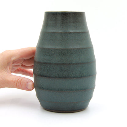 Cava vase #1006